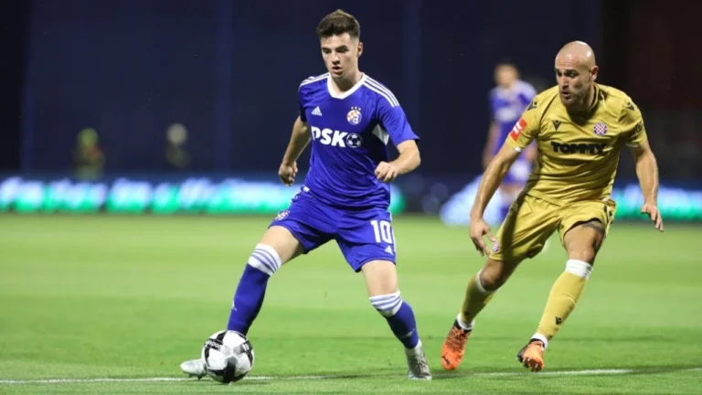 Como 1907 datangkan Martin Baturina dari Dinamo Zagreb