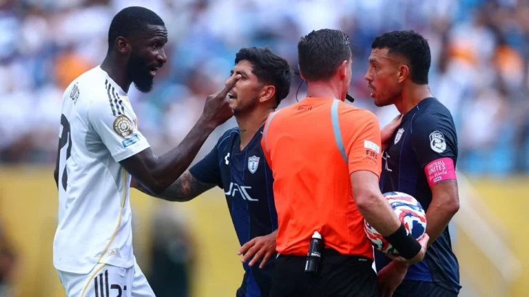 FIFA Buka Penyelidikan Disiplin terhadap Pemain Pachuca usai Insiden dengan Rüdiger