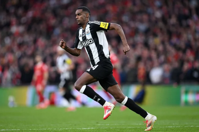 Newcastle siap tawarkan kontrak baru untuk Alexander Isak di tengah minat Liverpool