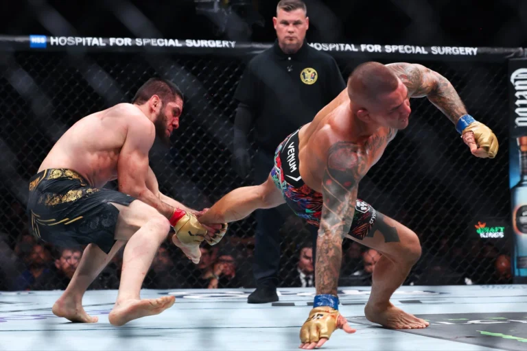Islam Makhachev lepas gelar juara UFC demi pertarungan kelas welter