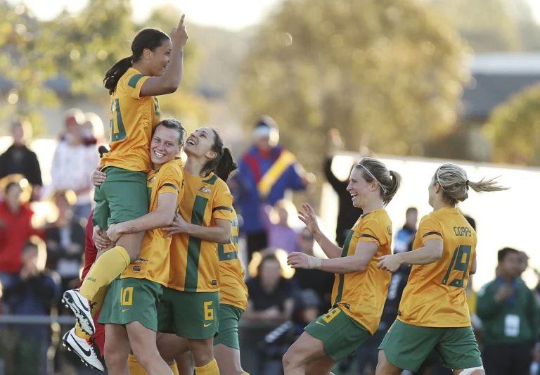 Matildas menang 3-0 atas Slovenia dalam penampilan yang kurang meyakinkan