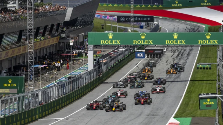 Hamilton Beri Tanggapan Realistis Tentang Upgrade Ferrari di GP Austria