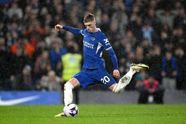 Tosin Adarabioyo bela Cole Palmer dari kritik jelang Club World Cup