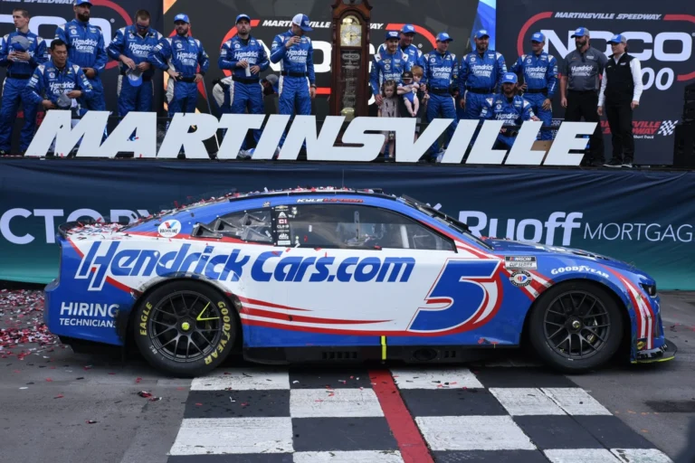 Mobil Kyle Larson Gagal Inspeksi di Atlanta, Hendrick Motorsports Terima Sanksi
