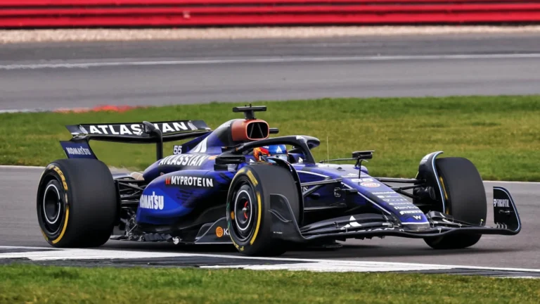 Carlos Sainz Faces Car Issues, Starts 19th at Austrian GP