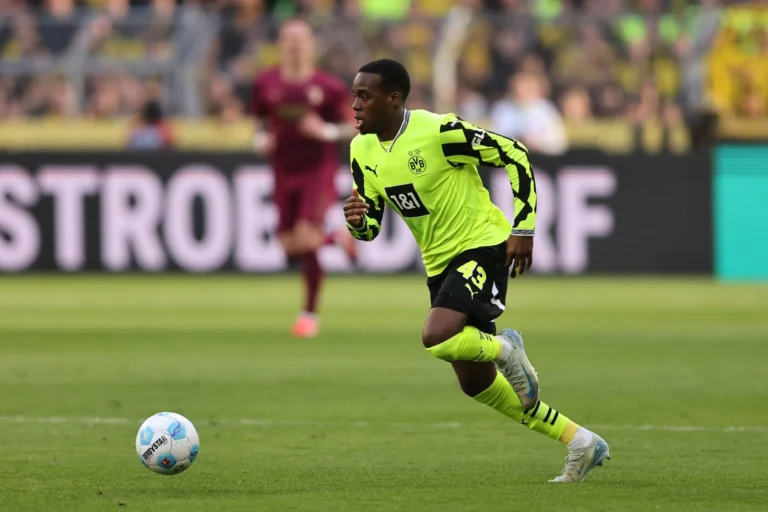 Chelsea Capai Kesepakatan €65 Juta untuk Jamie Gittens dari Dortmund