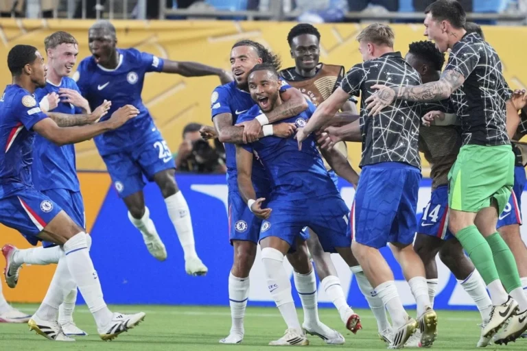 Pertandingan Chelsea vs Benfica tertunda badai, berakhir dengan kemenangan 4-1