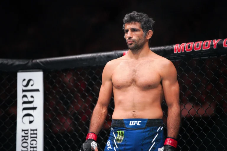 Beneil Dariush returns to winning ways at UFC 317