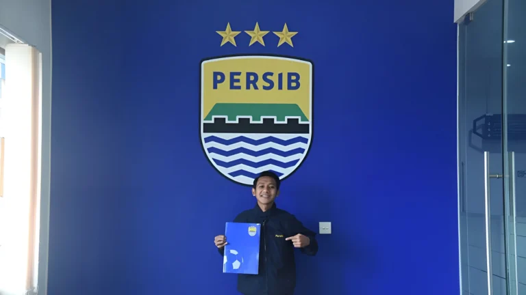 Beckham Putra Perpanjang Kontrak di Persib hingga 2028