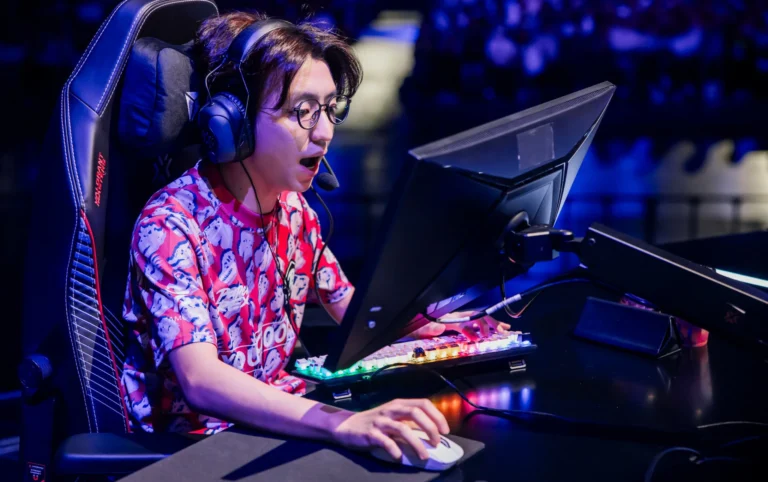 F0rsaken Wins Through Hand Pain as Paper Rex Tops Sentinels