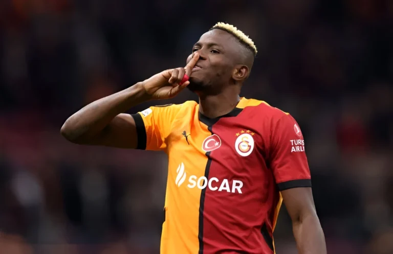 Manchester United Incar Victor Osimhen dari Napoli