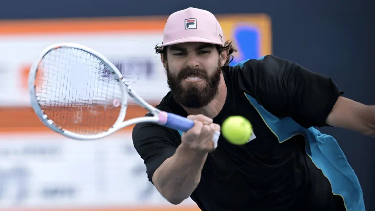 Opelka Edges Loffhagen After Tight Win, Advances to Second Round at Eastbourne Opener 2025