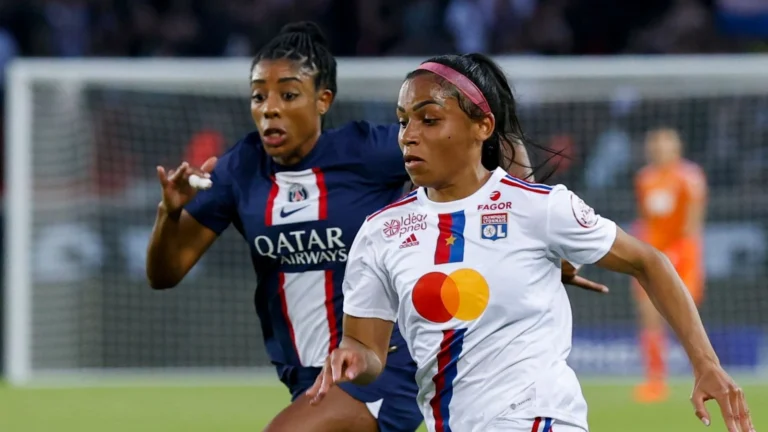 Ashley Lawrence Tinggalkan Chelsea untuk Bergabung dengan Lyon