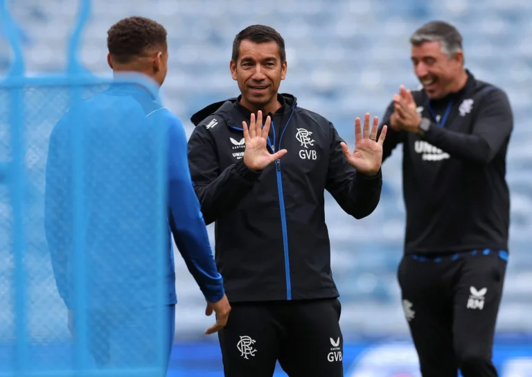 Giovanni van Bronckhorst bergabung dengan staf kepelatihan Liverpool