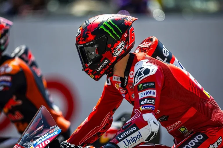 Dall’Igna asks Bagnaia to smile after setting fastest time at Assen