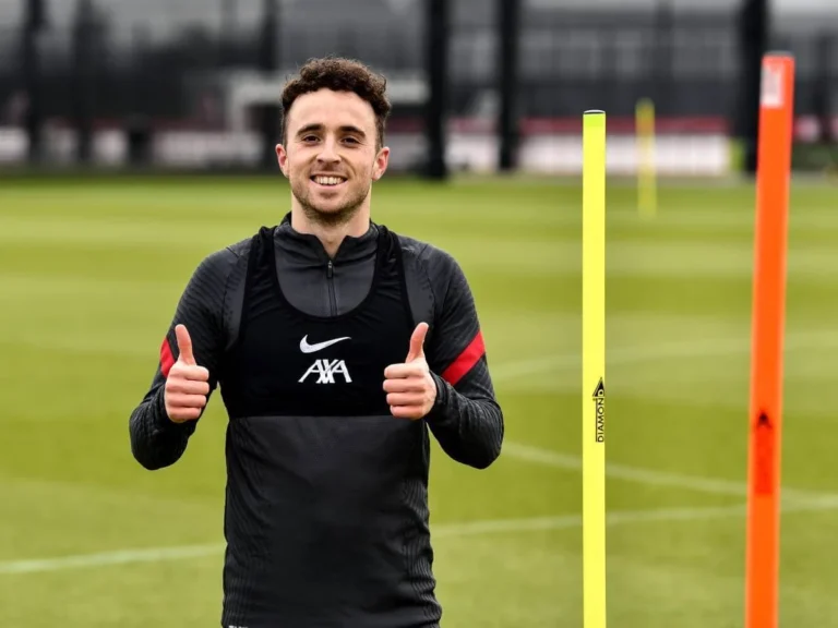 Arne Slot ungkap percakapan terakhir dengan Diogo Jota sebelum kecelakaan fatal