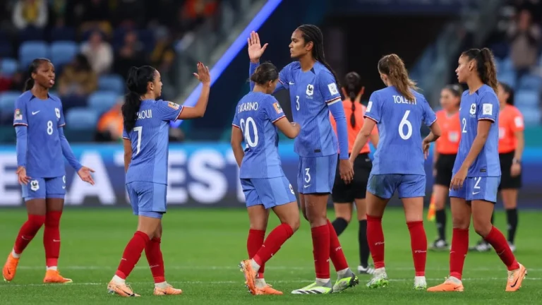 Prancis Kejutkan Juara Bertahan Inggris di Pembukaan Euro 2025