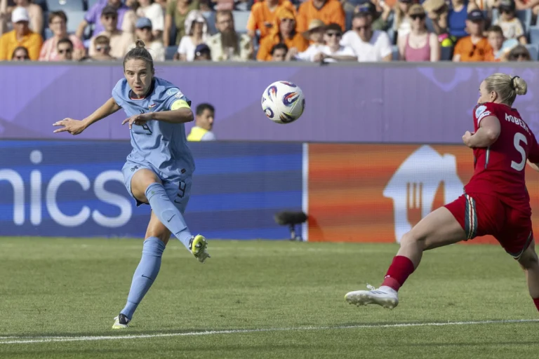 Miedema Ukir Sejarah dengan Gol ke-100 untuk Belanda di Euro 2025