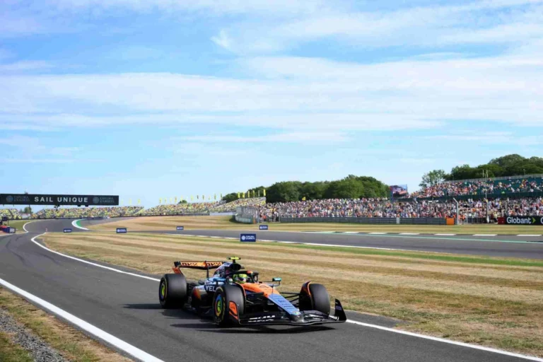 Verstappen’s Low Wing Strategy at British GP Sets Up Intriguing Battle