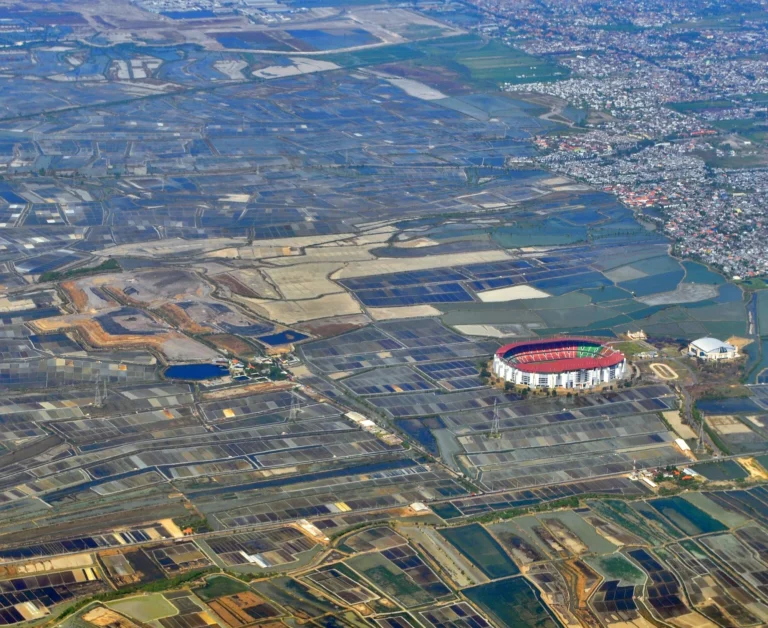 Liga 1 2025/2026 akan dibuka di Kota Surabaya bulan depan