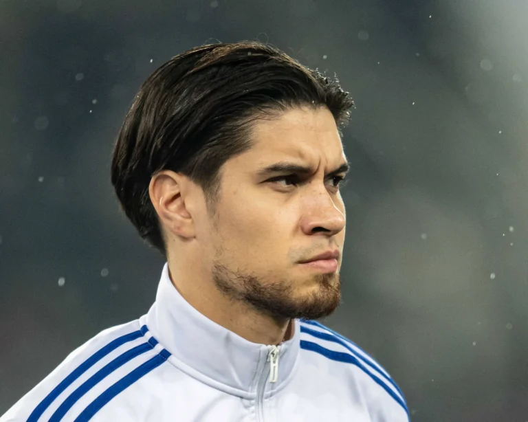 Kevin Diks Borussia Monchengladbaxga erkin transfer asosida qo’shildi