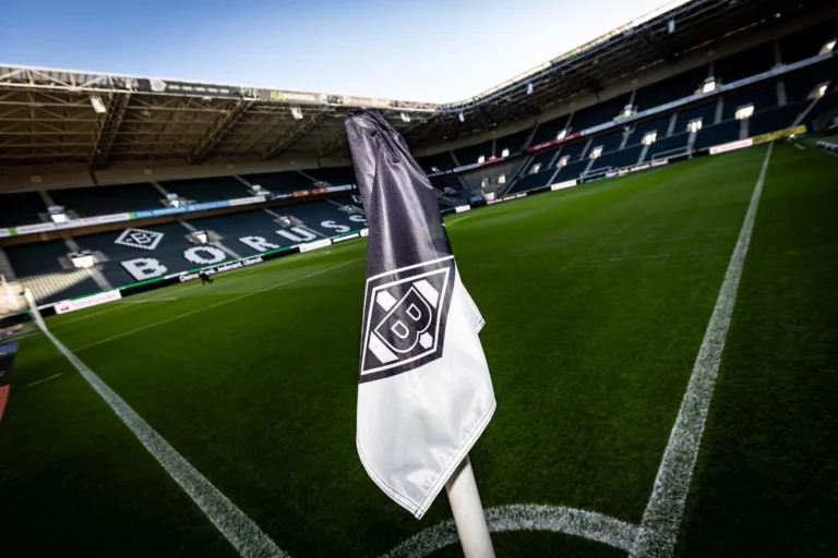Kevin Diks jadi pemain Indonesia pertama di Bundesliga