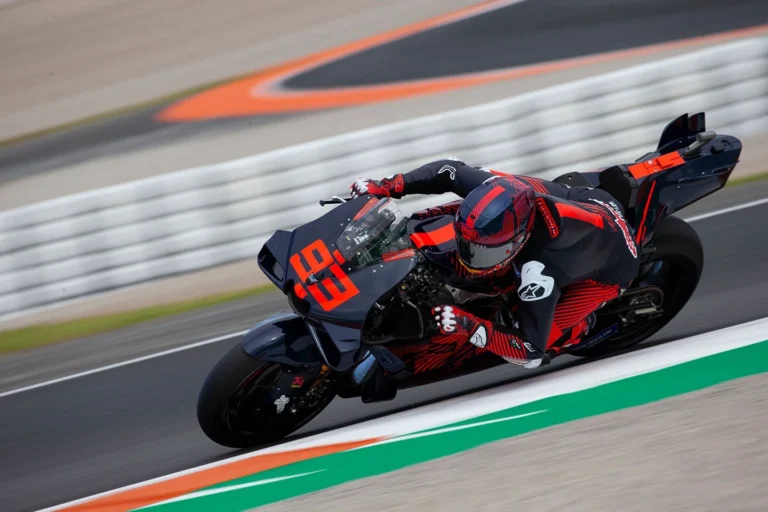 Marc Marquez samai rekor Agostini dengan kemenangan ke-94 di MotoGP