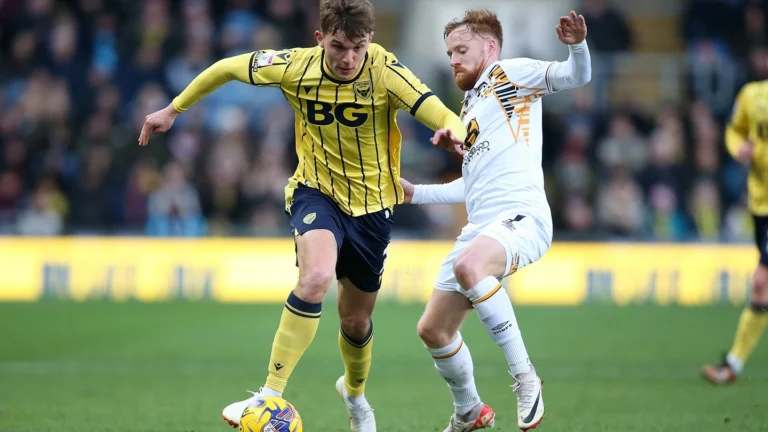 Ole Romeny suffers serious injury during Oxford United match against Arema
