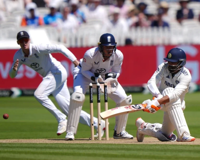 India bertahan di 316/5 setelah century KL Rahul melawan Inggris