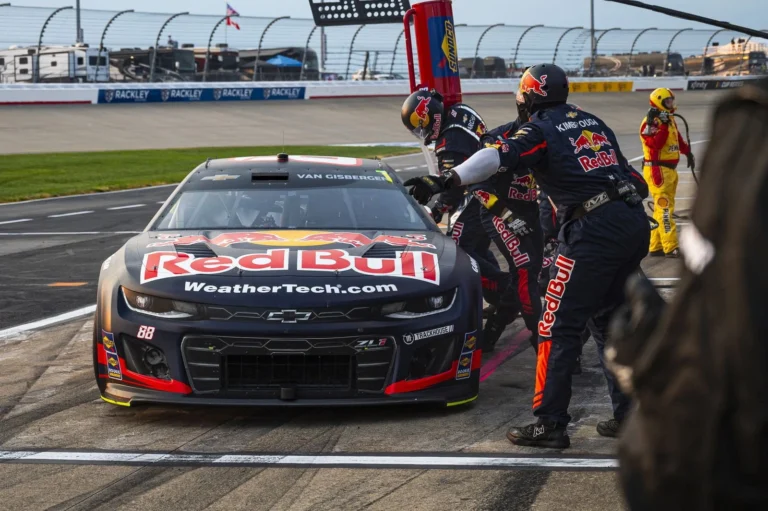 Shane van Gisbergen raih pole position keempat beruntun di NASCAR Sonoma