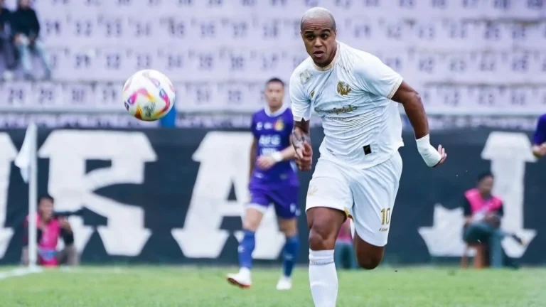 Patricio Matricardi terkesan dengan sambutan suporter Persib Bandung