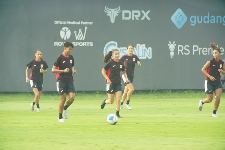 Tiga pemain diaspora Timnas Indonesia masih tanpa klub untuk musim 2025/2026