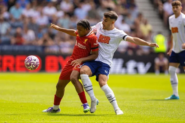 Liverpool dan Preston berikan penghormatan untuk mendiang saudara Diogo Jota