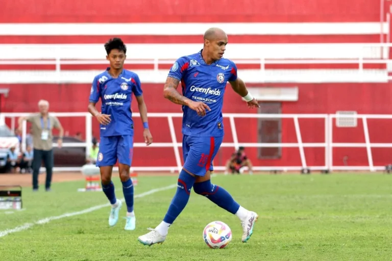 Luciano Guaycochea Persib Bandung bilan katta marraga tayyor