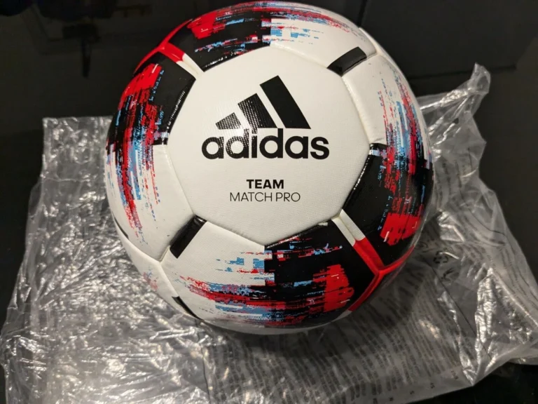 I League jalin kemitraan strategis dengan Adidas Indonesia