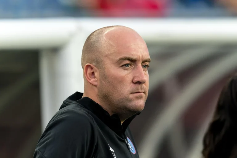 Denver NWSL Menunjuk Nick Cushing sebagai Pelatih Kepala Perdana