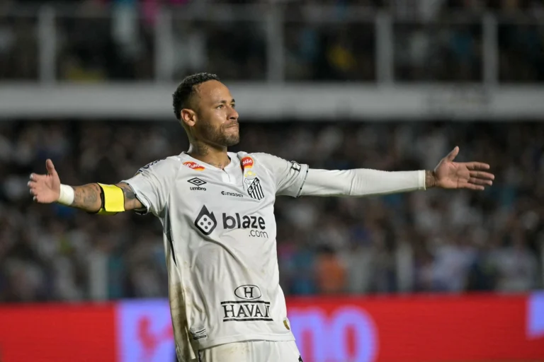 Neymar Santosga g’alaba keltirdi va tarixiy yutuqqa erishdi
