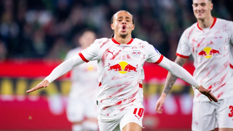 Barcelona meets with Xavi Simons’ representatives to discuss return