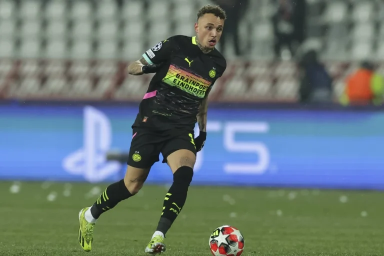 Napoli completes Noa Lang transfer, targets two towering players