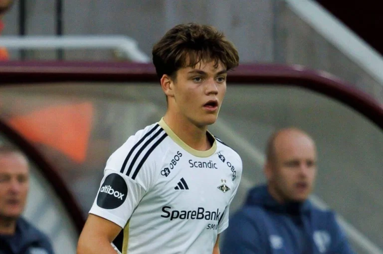 Man City resmi datangkan wonderkid Norwegia Sverre Nypan