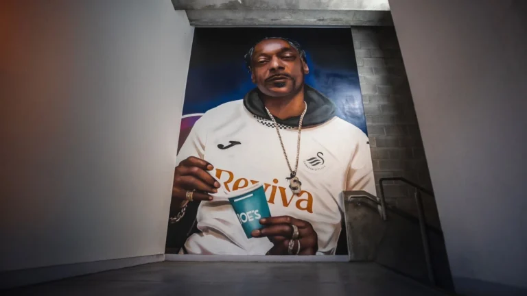 Snoop Dogg เข้าเป็นเจ้าของใหม่สโมสร Swansea City ในลีกแชมเปียนชิพ