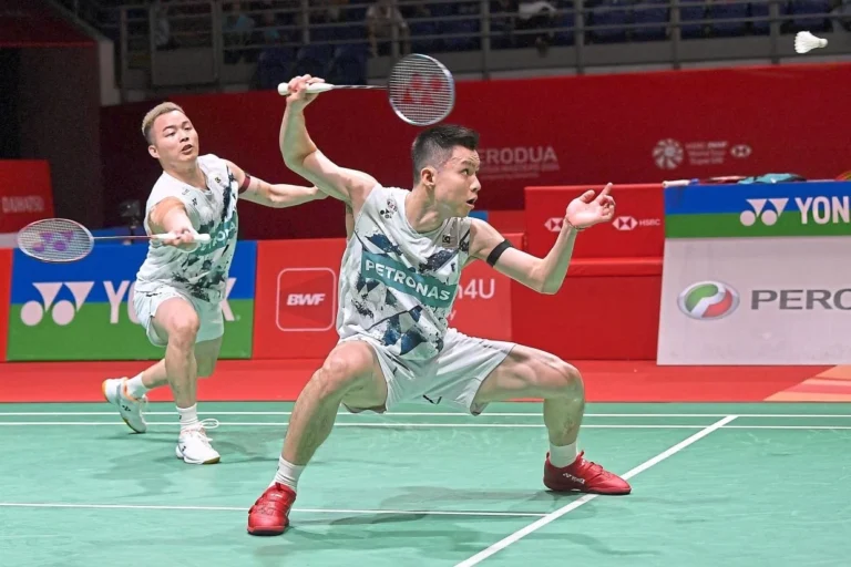 อง ยิว ซิน/เตโอ อี ยี ผ่านเข้ารอบรองชนะเลิศ Japan Open 2025