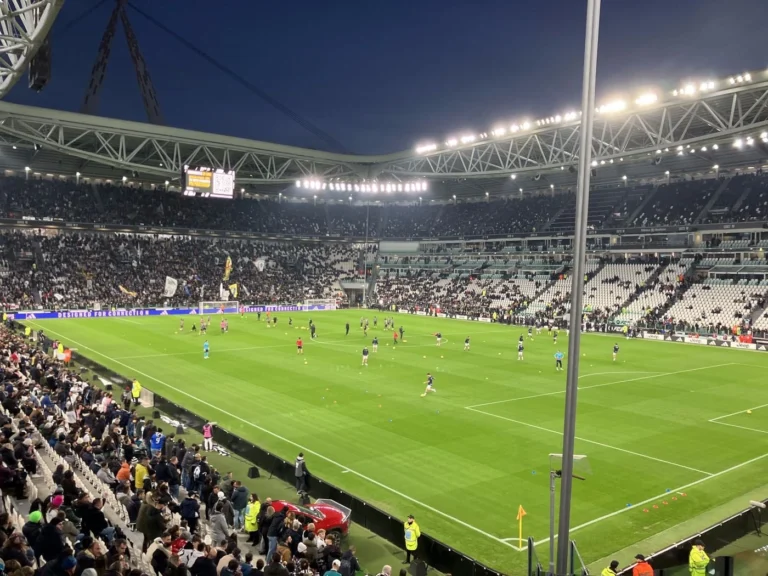 Bursa Transfer: Juventus Bidik Dua Bintang Manchester United