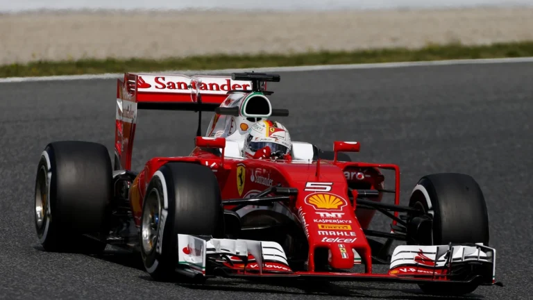 Sebastian Vettel tegaskan tidak akan kembali ke Formula 1