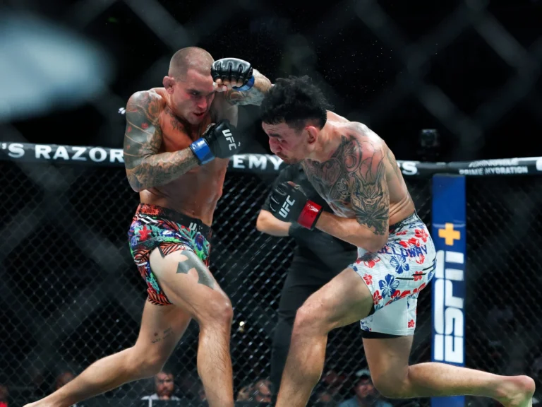 Max Holloway cetak sejarah sebagai pertahanan pertama gelar BMF UFC