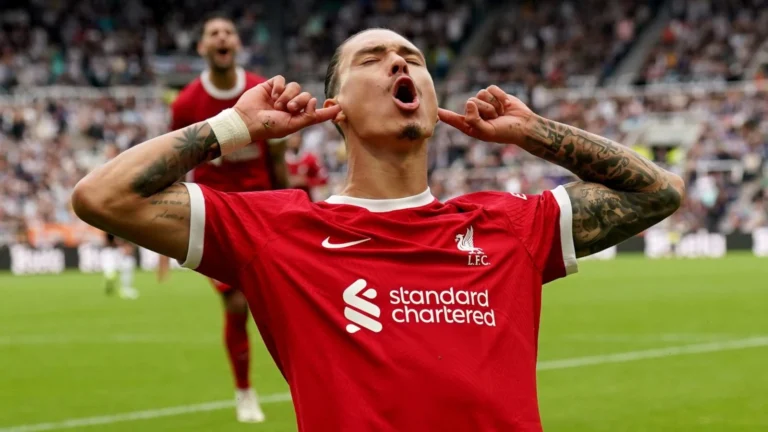 Darwin Núñez cetak hat-trick saat Liverpool hancurkan Stoke City