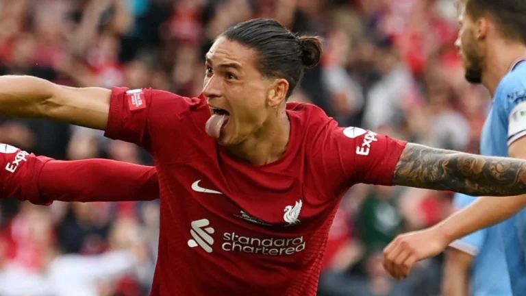 Darwin Nunez cetak hattrick saat Liverpool hancurkan Stoke City