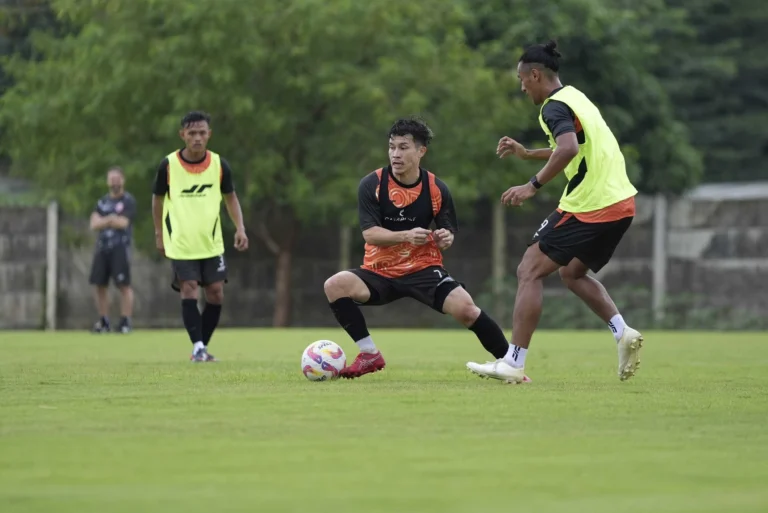 Mauricio Souza pastikan Persija tambah pemain asing musim depan