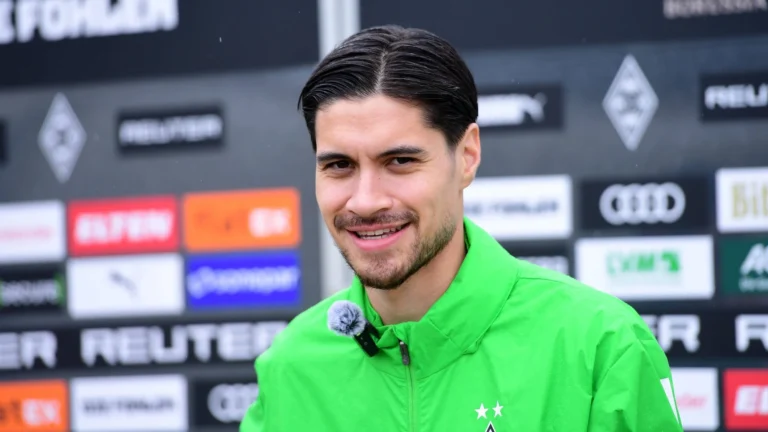 Kevin Diks ready to adapt to new position at Borussia Monchengladbach