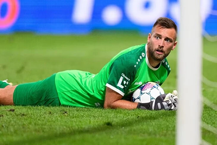 Como Targets Young Czech Goalkeeper from Hradec Kralove
